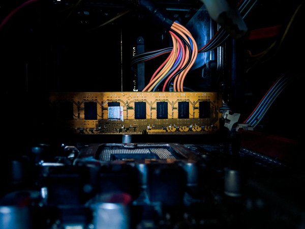 Pourquoi certains de mes appareils ne chargent pas sur le port USB?